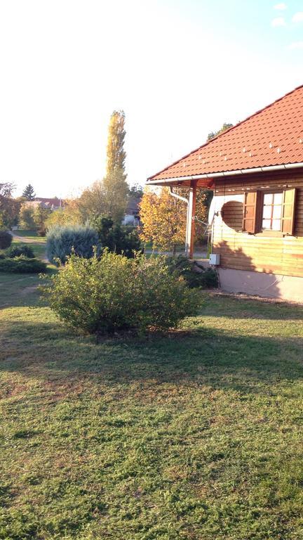Mezesfeszer Apartman Appartement Cserkút Buitenkant foto